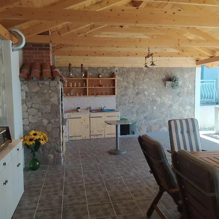 Tomic Apartment