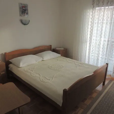 Apartament Tomic