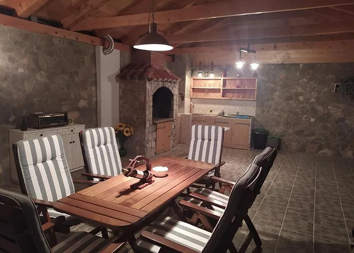 アパート Tomic ノヴィ・ヴィノドロスキー