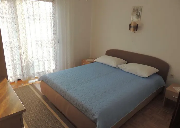 Apartament Tomic *