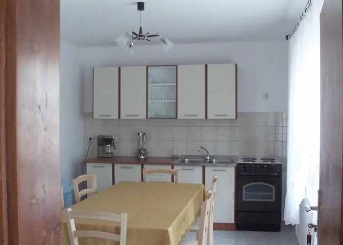 Tomic Apartament Novi Vinodolski